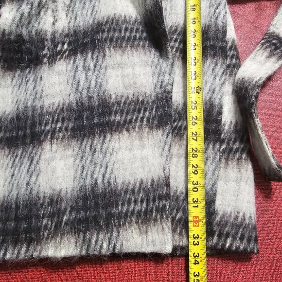 BCBGeneration Black Plaid Wool Wrap Coat Sz XS Belted Shawl Collar Mid-Length - Picture 14 of 14
